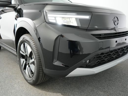 Opel Frontera GS | 17" Lichtmetalen velgen in Zwart met 215/60 R17 banden | Achteruitrijcamera | Dode hoek waar... ActivLease financial lease