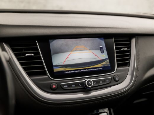 Opel Grandland X 1.2 Turbo Executive Sport (APPLE CARPLAY, GROOT NAVI, CAMERA, GETINT GLAS, SPORTSTOELEN, LEDER, L... ActivLease financial lease