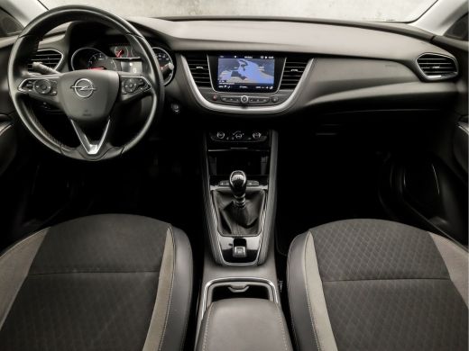 Opel Grandland X 1.2 Turbo Executive Sport (APPLE CARPLAY, GROOT NAVI, CAMERA, GETINT GLAS, SPORTSTOELEN, LEDER, L... ActivLease financial lease