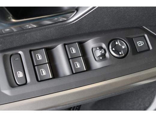 Peugeot 3008 GT | Advanced Active Safety Brake met camera en radar (Pack Safety Plus) | Climate Control | Elek... ActivLease financial lease