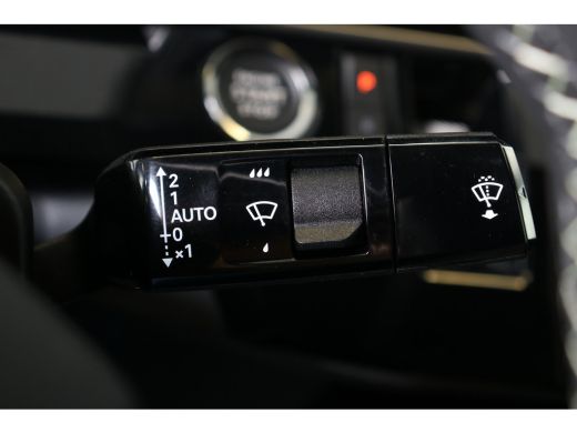 Peugeot 3008 GT | Advanced Active Safety Brake met camera en radar (Pack Safety Plus) | Climate Control | Elek... ActivLease financial lease