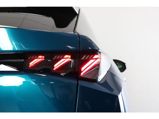 Peugeot 3008 GT | Advanced Active Safety Brake met camera en radar (Pack Safety Plus) | Climate Control | Elek... ActivLease financial lease