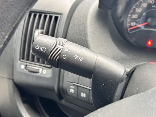 Peugeot Boxer 335 2.0 BlueHDI L3H2 Pro DC | 2 zitplaatsen rechtsvoor | Airco | Alarm klasse 1(startblokkering) ActivLease financial lease