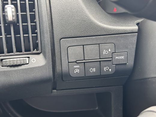 Peugeot Boxer 335 2.0 BlueHDI L3H2 Pro DC | 2 zitplaatsen rechtsvoor | Airco | Alarm klasse 1(startblokkering) ActivLease financial lease