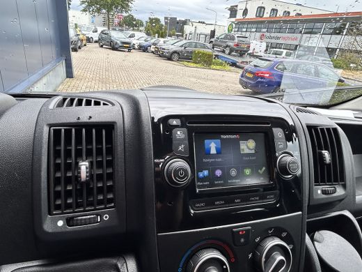 Peugeot Boxer 335 2.0 BlueHDI L3H2 Pro DC | 2 zitplaatsen rechtsvoor | Airco | Alarm klasse 1(startblokkering) ActivLease financial lease