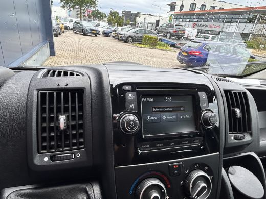 Peugeot Boxer 335 2.0 BlueHDI L3H2 Pro DC | 2 zitplaatsen rechtsvoor | Airco | Alarm klasse 1(startblokkering) ActivLease financial lease