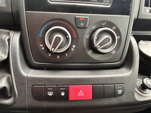 Peugeot Boxer 335 2.0 BlueHDI L3H2 Pro DC | 2 zitplaatsen rechtsvoor | Airco | Alarm klasse 1(startblokkering) ActivLease financial lease