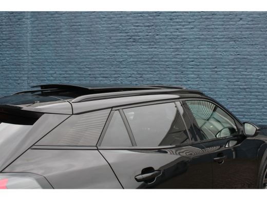 Peugeot e-2008 EV GT 50 kWh | Fase 3 | Navigatie | Panorama/schuifdak | Leder | Stoelverwarming | ActivLease financial lease