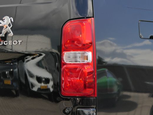 Peugeot Expert 2.0 BlueHDI 145 Long Premium | Dubbele Cabine | Dubbele schuifdeur | 6-Persoons! | AUTOMAAT | Cam... ActivLease financial lease
