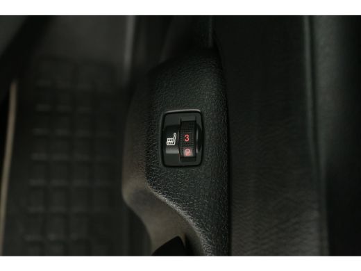 Peugeot Expert 2.0 BlueHDI L3H1 177PK Automaat Airco Cruise 360Camera LED Carplay Trekhaak 3 Persoons PDC 17''LMV ActivLease financial lease