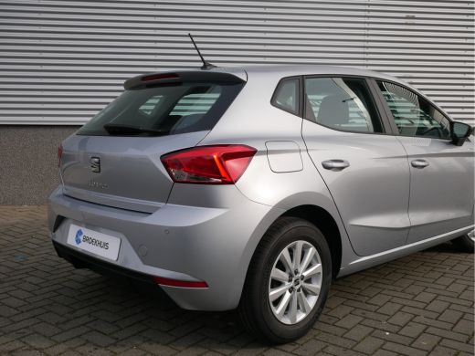 Seat Ibiza 1.0 EcoTSI 95PK Style | Parkeersensor Achter | Airco | Draadloze App-Connect | 15'' LMV | Cruise ... ActivLease financial lease