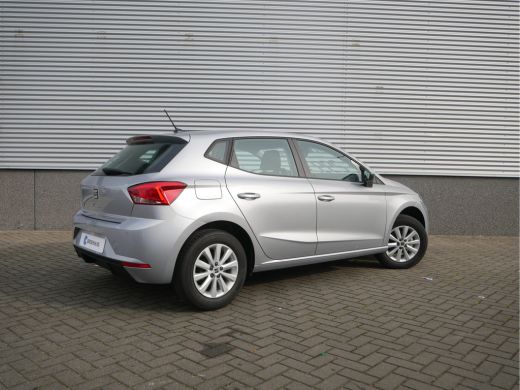 Seat Ibiza 1.0 EcoTSI 95PK Style | Parkeersensor Achter | Airco | Draadloze App-Connect | 15'' LMV | Cruise ... ActivLease financial lease