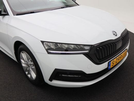 Skoda Octavia Combi 1.0 TSi 110 Pk Sport Business | Adaptive Cruise | Climate Control | Stoelverwarming | Parke... ActivLease financial lease