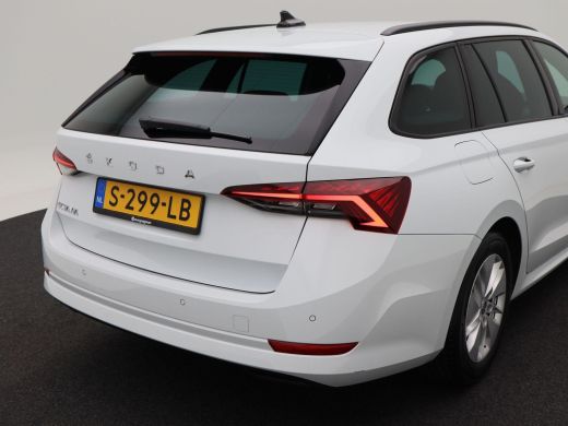 Skoda Octavia Combi 1.0 TSi 110 Pk Sport Business | Adaptive Cruise | Climate Control | Stoelverwarming | Parke... ActivLease financial lease