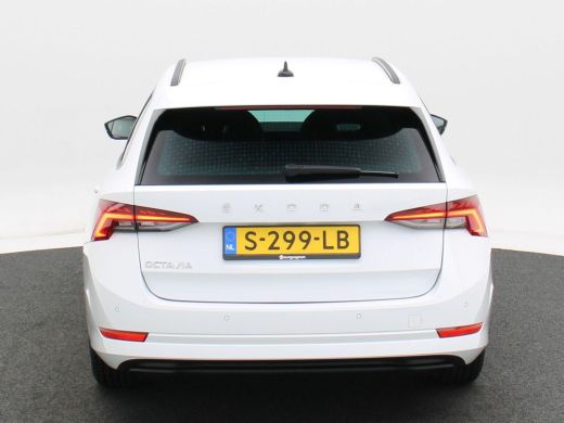 Skoda Octavia Combi 1.0 TSi 110 Pk Sport Business | Adaptive Cruise | Climate Control | Stoelverwarming | Parke... ActivLease financial lease