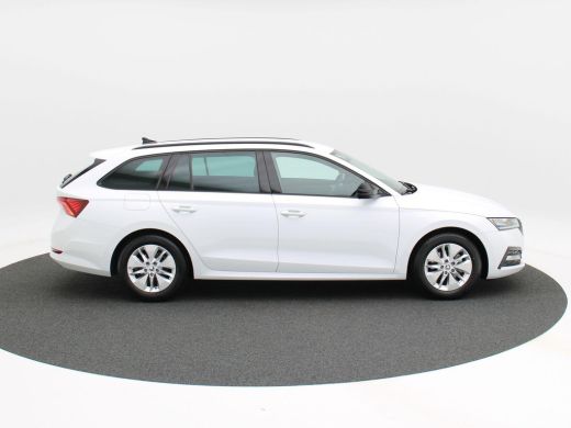 Skoda Octavia Combi 1.0 TSi 110 Pk Sport Business | Adaptive Cruise | Climate Control | Stoelverwarming | Parke... ActivLease financial lease
