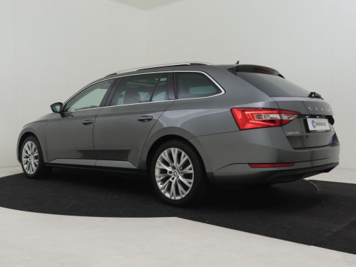 Skoda Superb Combi 1.4 TSI iV PHEV Business Edition Plus 218pk | Panorama dak | Elektrische stoelen met geheug... ActivLease financial lease