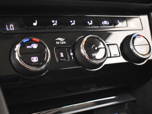 Skoda Superb Combi 1.4 TSI iV PHEV Business Edition Plus 218pk | Panorama dak | Elektrische stoelen met geheug... ActivLease financial lease