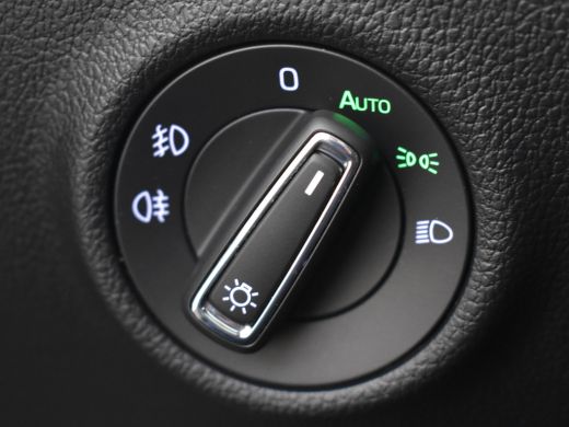 Skoda Superb Combi 1.4 TSI iV PHEV Business Edition Plus 218pk | Panorama dak | Elektrische stoelen met geheug... ActivLease financial lease