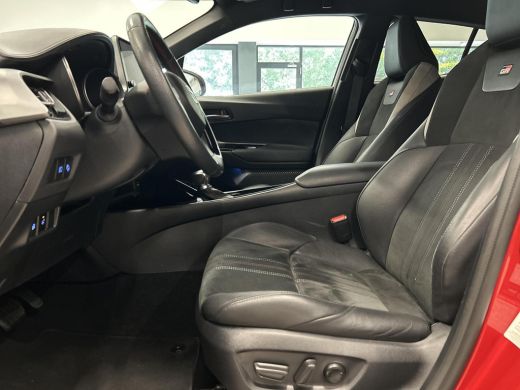 Toyota C-HR 2.0 Hybrid GR-Sport ActivLease financial lease