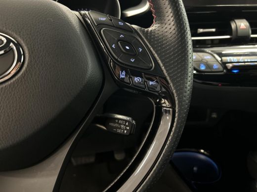 Toyota C-HR 2.0 Hybrid GR-Sport ActivLease financial lease