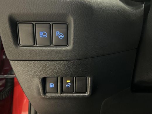 Toyota C-HR 2.0 Hybrid GR-Sport Voorstoelen verwarmbaar/ Sportonderstel/ Achteruitrijcamera/ Elektrisch verst... ActivLease financial lease