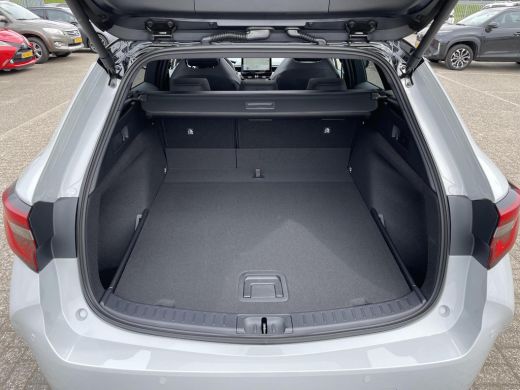 Toyota Corolla Touring Sports Hybrid 140 GR Sport Plus Pack Bi-tone ActivLease financial lease