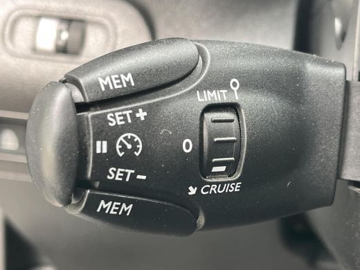 Toyota ProAce 1.2 Turbo Dynamic Long Automaat | 5 zitplaatsen | Carplay | Parkeercamera | Trekhaak | ActivLease financial lease