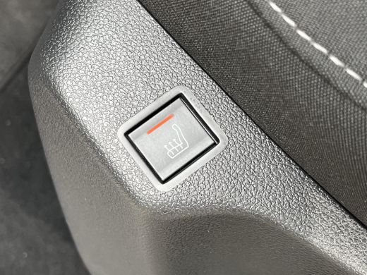 Toyota ProAce 1.2 Turbo Dynamic Long Automaat | 5 zitplaatsen | Carplay | Parkeercamera | Trekhaak | ActivLease financial lease