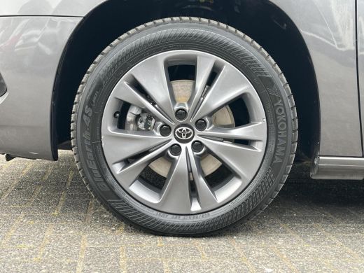 Toyota ProAce 1.2 Turbo Dynamic Long Automaat | 5 zitplaatsen | Carplay | Parkeercamera | Trekhaak | ActivLease financial lease
