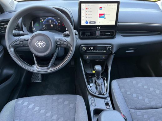Toyota Yaris 1.5 Hybrid 115 Dynamic | Demonstratie auto | Comfort Pack | Ash grey metallic | ActivLease financial lease