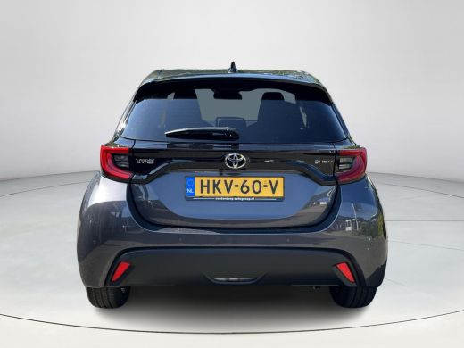 Toyota Yaris 1.5 Hybrid 115 Dynamic | Demonstratie auto | Comfort Pack | Ash grey metallic | ActivLease financial lease
