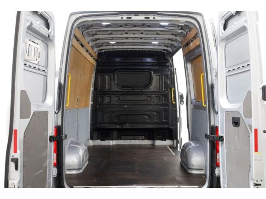 Volkswagen Crafter 35 2.0 TDI 140pk E6 L3H3 (L2H2) Comfortline Navi/Camera 04-2017 ActivLease financial lease