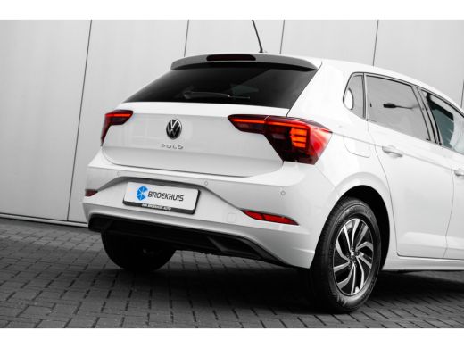 Volkswagen Polo 1.0 TSI 95 pk DSG Life Edition | Multimedia | Carplay | Navi | Climate | Camera ActivLease financial lease