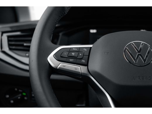 Volkswagen Polo 1.0 TSI 95 pk DSG Life Edition | Multimedia | Carplay | Navi | Climate | Camera ActivLease financial lease