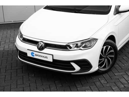 Volkswagen Polo 1.0 TSI 95 pk DSG Life Edition | Multimedia | Carplay | Navi | Climate | Camera ActivLease financial lease