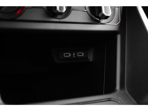 Volkswagen Polo 1.0 TSI 95 pk Life Edition | Comfort pakket | Camera | Keyless | Carplay ActivLease financial lease