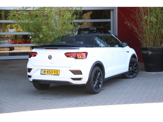 Volkswagen T-Roc 1.5 TSI R-Line | Adaptive Cruise | Blind Spot | CarPlay | Stoelverwarming ActivLease financial lease