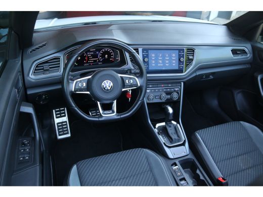 Volkswagen T-Roc 1.5 TSI R-Line | Adaptive Cruise | Blind Spot | CarPlay | Stoelverwarming ActivLease financial lease
