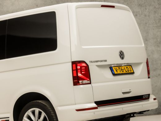 Volkswagen Transporter 2.0 TDI L1H1 28 Highline 150Pk Automaat (APPLE CARPLAY, GROOT NAVI, 3 ZITS, ADAPTIVE CRUISE, PARK... ActivLease financial lease