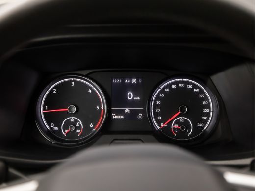 Volkswagen Transporter 2.0 TDI L1H1 28 Highline 150Pk Automaat (APPLE CARPLAY, GROOT NAVI, 3 ZITS, ADAPTIVE CRUISE, PARK... ActivLease financial lease