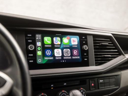 Volkswagen Transporter 2.0 TDI L1H1 28 Highline 150Pk Automaat (APPLE CARPLAY, GROOT NAVI, 3 ZITS, ADAPTIVE CRUISE, PARK... ActivLease financial lease