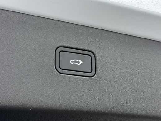 Volvo  EX30 Twin Motor Performance Ultra 69 kWh | 20 Inch LM | Stoel + Stuurverwarming | Pilot Assist | Harma... ActivLease financial lease