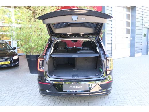 Volvo  EX90 Twin Motor Performance Ultra 7p. 111 kWh | Full Option! | Trekhaak | Bowers&Wilkins | Luchtvering... ActivLease financial lease