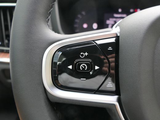 Volvo  V60 T6 Ultra Dark Recharge Plug-In Hybrid AWD | Massage | Panoramadak | 360 Camera | Adaptive Cruise ... ActivLease financial lease