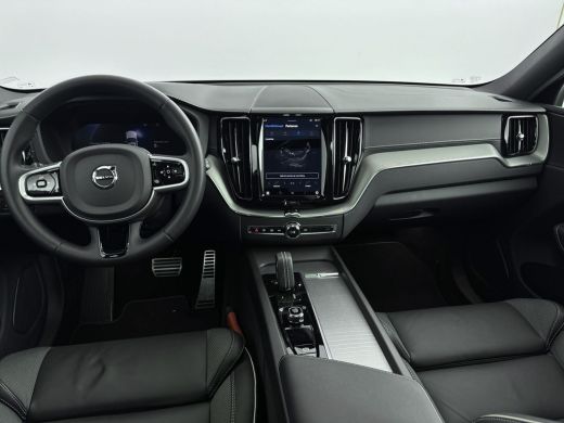 Volvo  XC60 2.0 T6 Plug-in hybrid AWD R-Design LONG RANGE | MEMORY | PANORAMADAK | GETINT GLAS | PDC CAMERA |... ActivLease financial lease