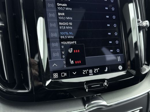 Volvo  XC60 2.0 T6 Plug-in hybrid AWD R-Design LONG RANGE | MEMORY | PANORAMADAK | GETINT GLAS | PDC CAMERA |... ActivLease financial lease