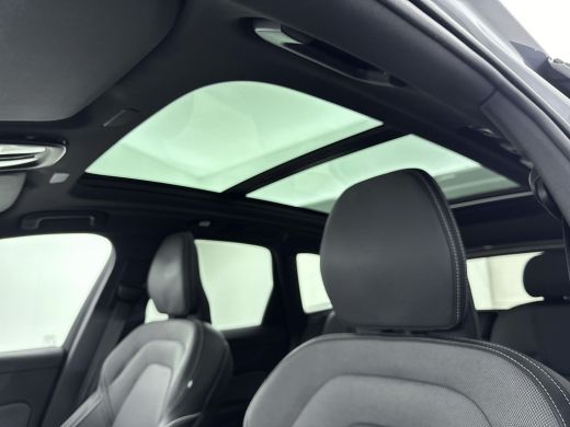 Volvo  XC60 2.0 T6 Plug-in hybrid AWD R-Design LONG RANGE | MEMORY | PANORAMADAK | GETINT GLAS | PDC CAMERA |... ActivLease financial lease
