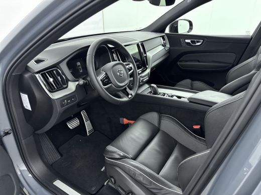 Volvo  XC60 2.0 T6 Plug-in hybrid AWD R-Design LONG RANGE | MEMORY | PANORAMADAK | GETINT GLAS | PDC CAMERA |... ActivLease financial lease
