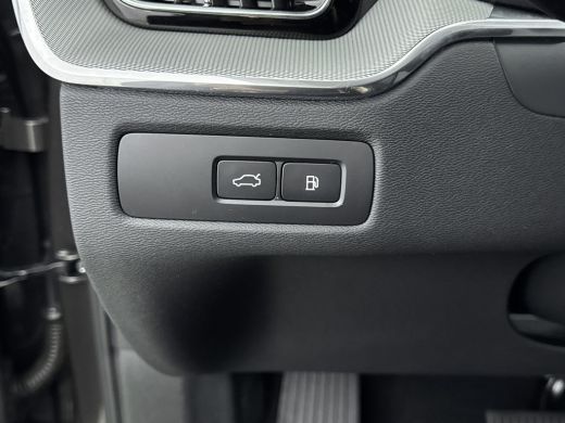 Volvo  XC60 Recharge T6 Plus Dark | PLATINUM GREY | Trekhaak | PDC + 360 Camera | Stoel + Stuurverw. | Panora... ActivLease financial lease